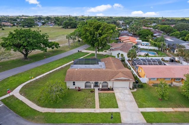 2 of 42 - 4100 Nw 7th Street, Coconut Creek, FL