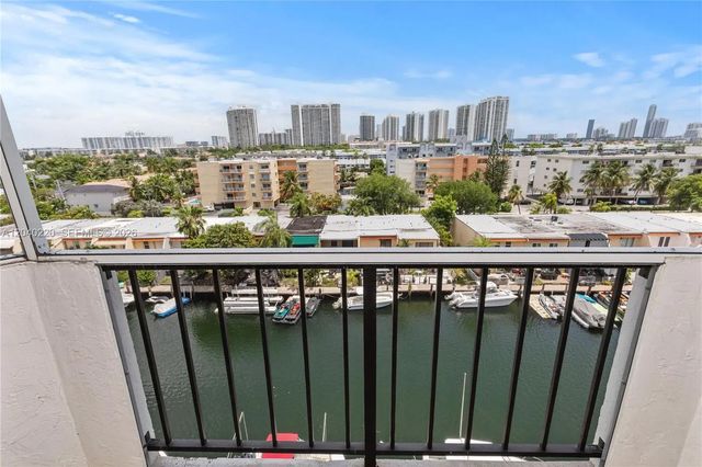 4 of 13 - 3545 Ne 166th Street #805, North Miami Beach, FL