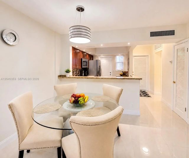 5 of 14 - 1333 E Hallandale Beach Boulevard #106, Hallandale Beach, FL