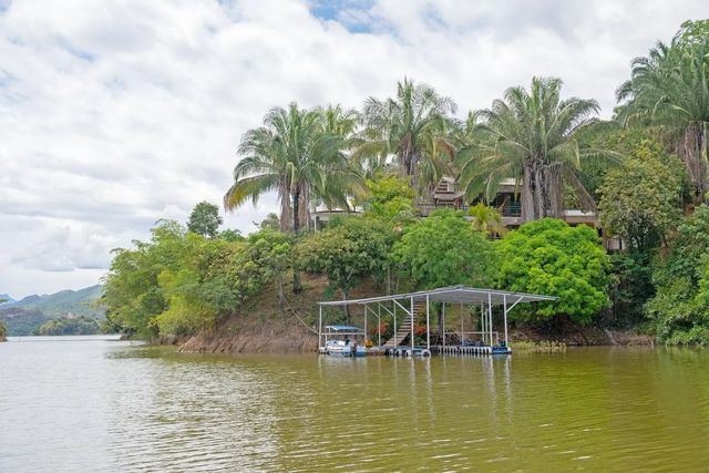 2 of 29 - El Paraiso Del Lago, , 