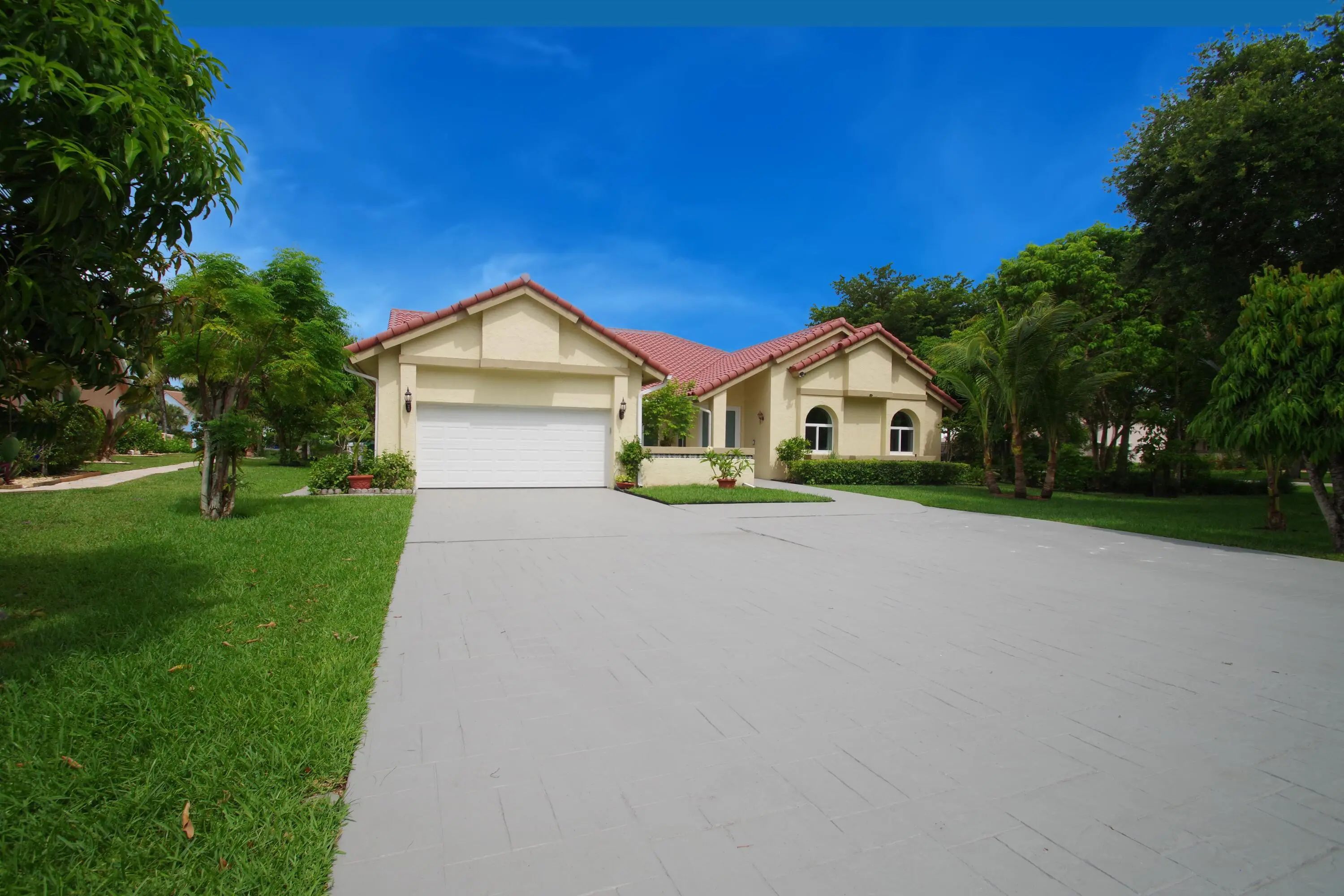 6300 Nw 60th Way, Parkland