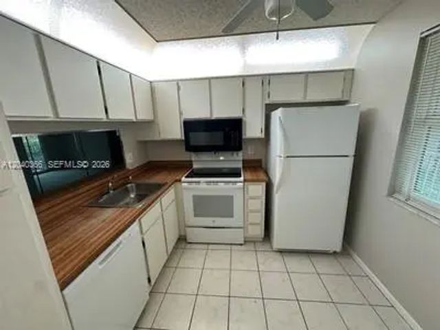 3578 N University Drive #i-5, Coral Springs