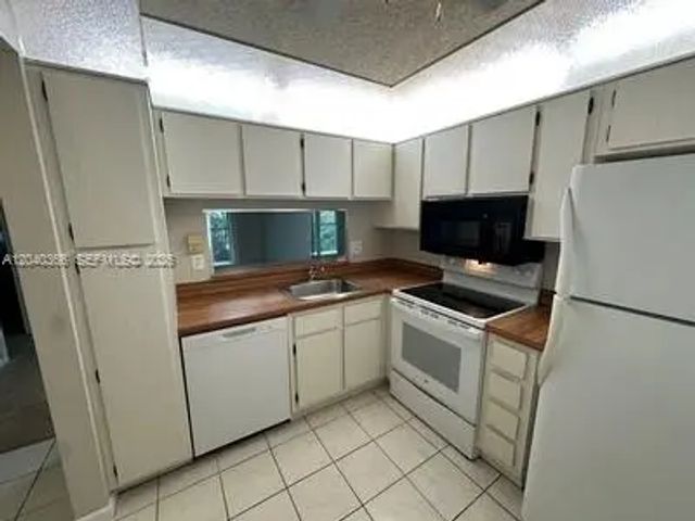5 of 20 - 3578 N University Drive #i-5, Coral Springs, FL