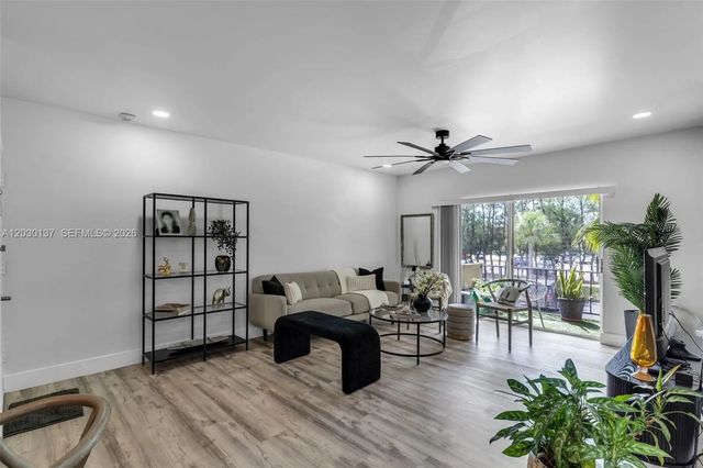 3 of 13 - 13726 Sw 90th Avenue #28, Miami, FL