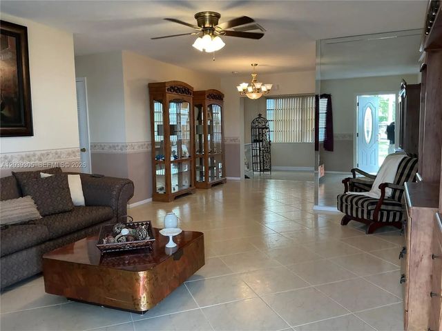 5 of 27 - 8604 Nw 59th Place, Tamarac, FL