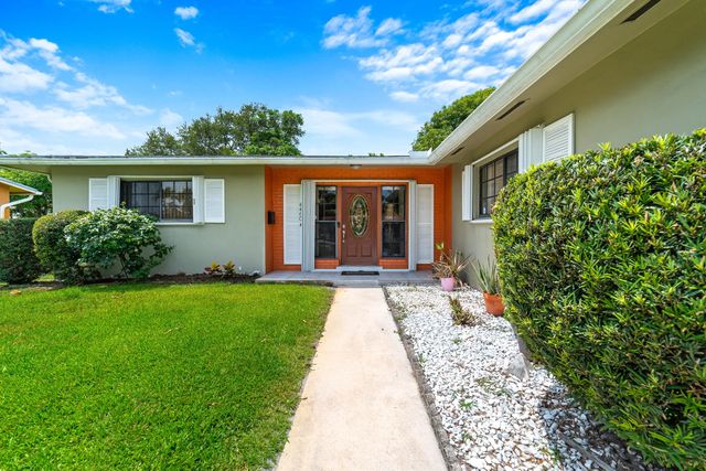 2 of 25 - 4460 Nw 3rd Place, Plantation, FL