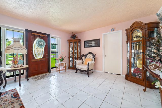 4 of 25 - 4460 Nw 3rd Place, Plantation, FL