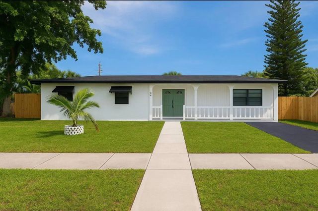 272 Ne 44th Street, Deerfield Beach