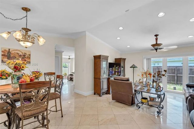 4 of 47 - 10170 Nw 54th Terrace, Doral, FL