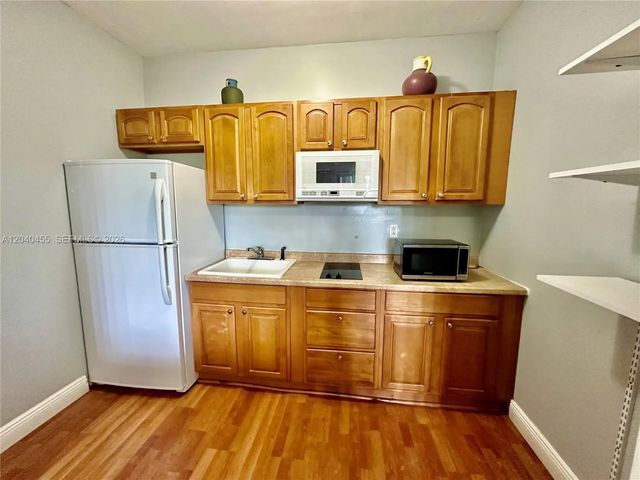 26 Diplomat Parkway #2368, Hallandale Beach