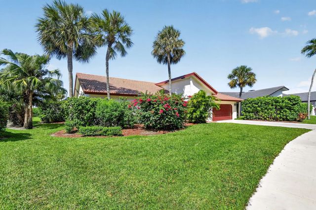 2 of 106 - 2400 Sw 23rd Cranbrook Drive, Boynton Beach, FL