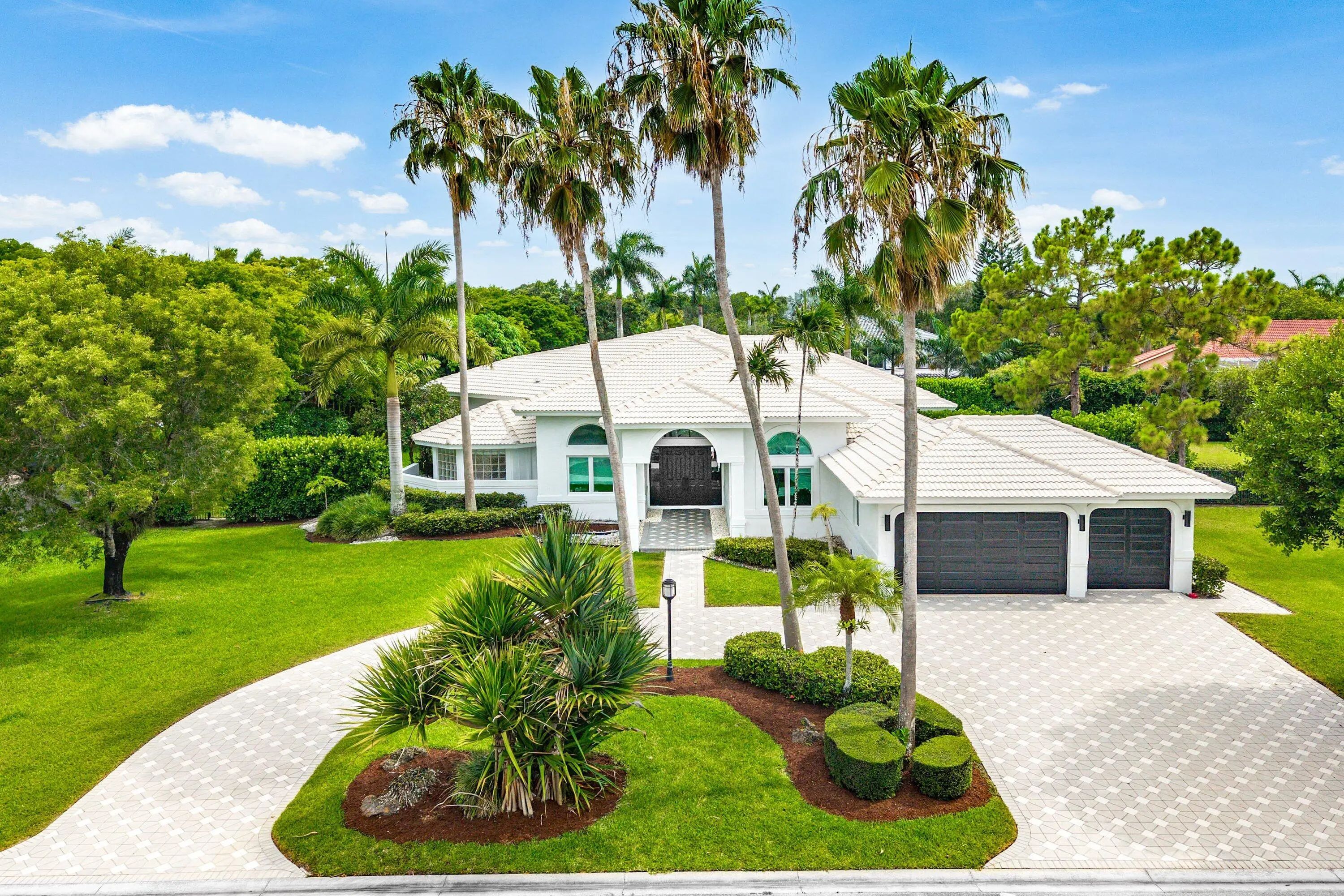8204 Nw 63rd Court, Parkland