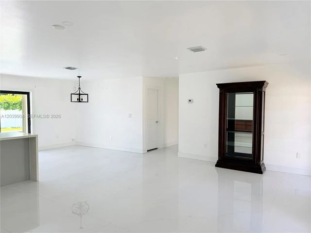2 of 29 - 18133 Sw 93rd Avenue, Palmetto Bay, FL