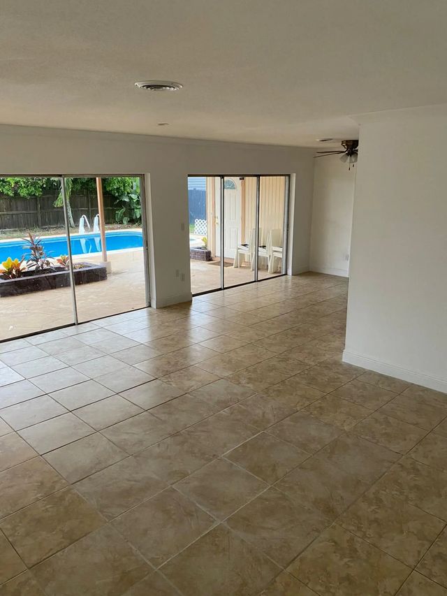 2 of 20 - 18 Andros Road, Palm Springs, FL