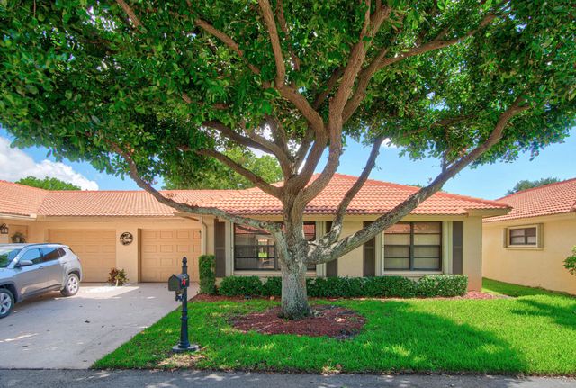 9830 Bischofia Tree Way, Boynton Beach