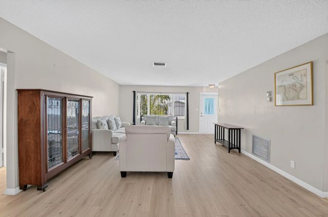 3 of 40 - 1710 Sw 20th Street, Boynton Beach, FL