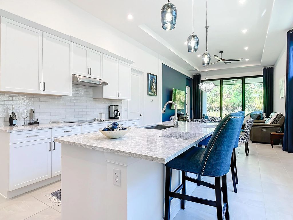 108 Se Strada Cervaro, Port St. Lucie