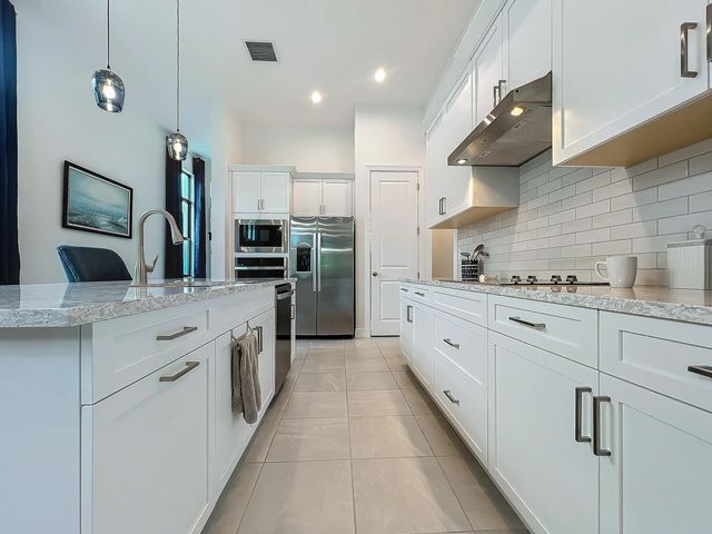 3 of 21 - 108 Se Strada Cervaro, Port St. Lucie, FL