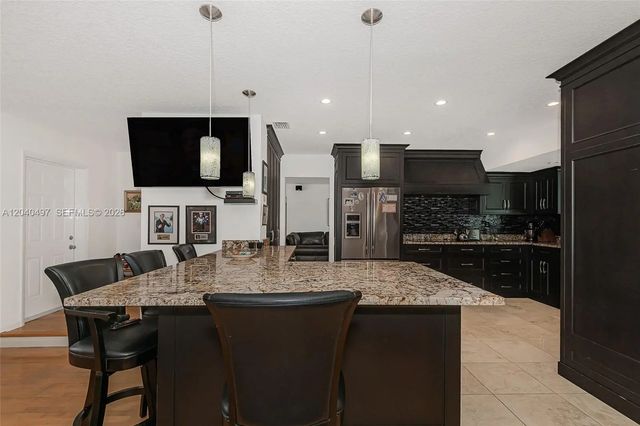 5 of 36 - 3900 N 43rd Avenue, Hollywood, FL