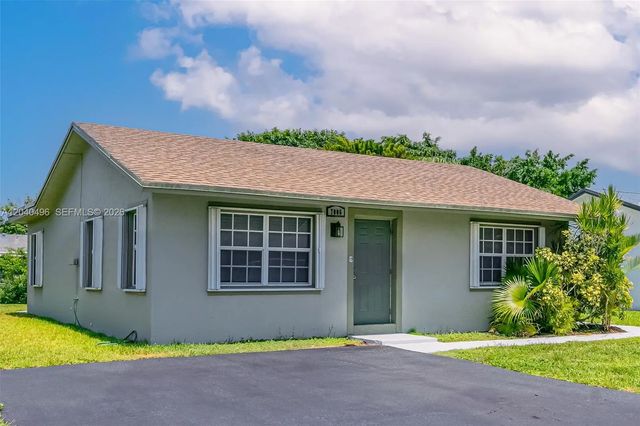 7006 Nw 99th Way, Tamarac