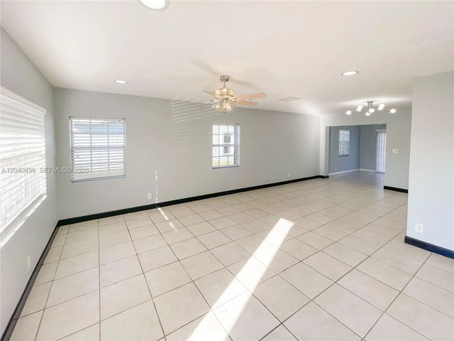 2 of 19 - 7006 Nw 99th Way, Tamarac, FL