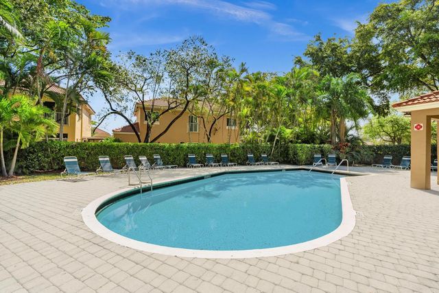 4 of 50 - 11251 Lakeview Drive #21-f, Coral Springs, FL