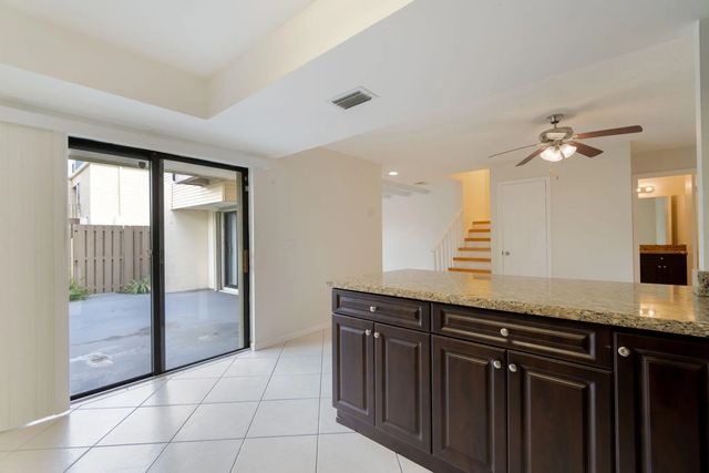 2 of 25 - 1530 Shaker Circle, Wellington, FL