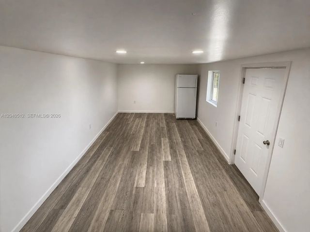 3 of 12 - 867 Nw 109th Street, Miami, FL