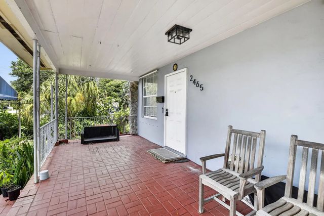 4 of 40 - 2465 Taylor Street, Hollywood, FL