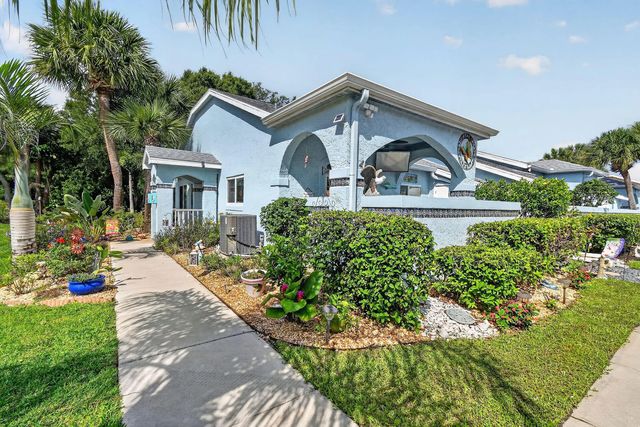 1646 Se Green Acres Circle #f101, Port St. Lucie