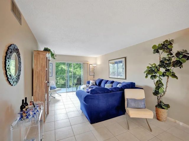 2 of 29 - 2003 Granada Drive #c4, Coconut Creek, FL
