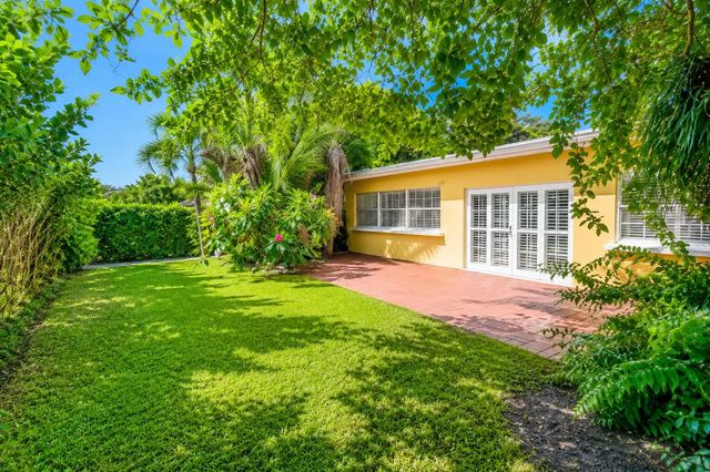 5 of 93 - 842 Fathom Road W, North Palm Beach, FL