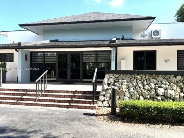 3 of 40 - 7785 Sw 86th Street #e-113, Miami, FL