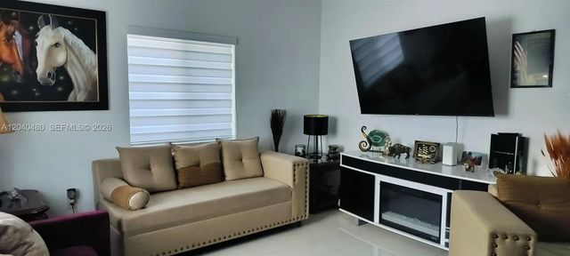 4 of 14 - 4223 Nw 32nd Avenue, Miami, FL