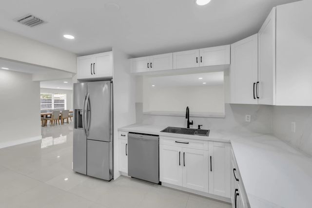 4 of 23 - 3262 Pierce Street, Hollywood, FL