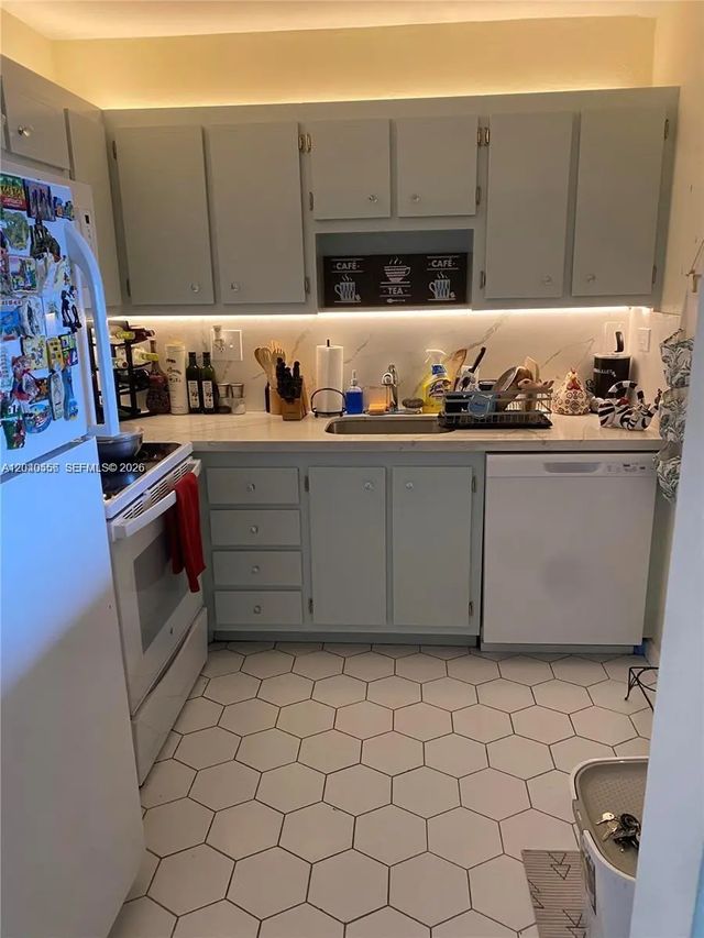 2 of 20 - 1465 Ne 123rd Street #409, North Miami, FL