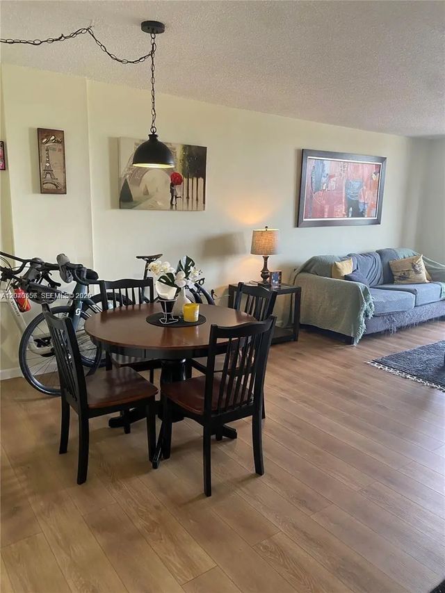 4 of 20 - 1465 Ne 123rd Street #409, North Miami, FL