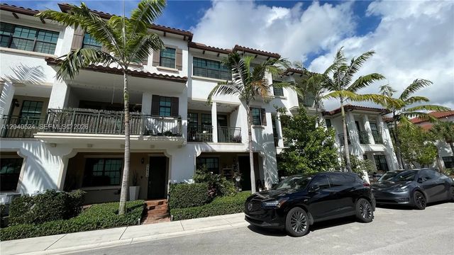 11618 Sw 13th Court, Pembroke Pines
