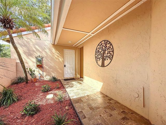 3 of 33 - 1420 Seagrape Circle, Weston, FL