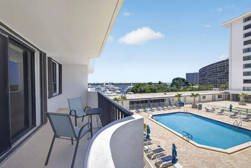 1208 Marine Way #205, North Palm Beach