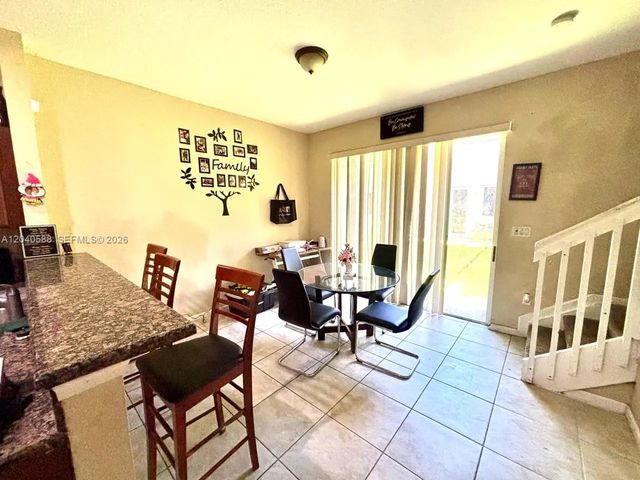 4 of 12 - 21207 Nw 14th Place #7-28, Miami Gardens, FL