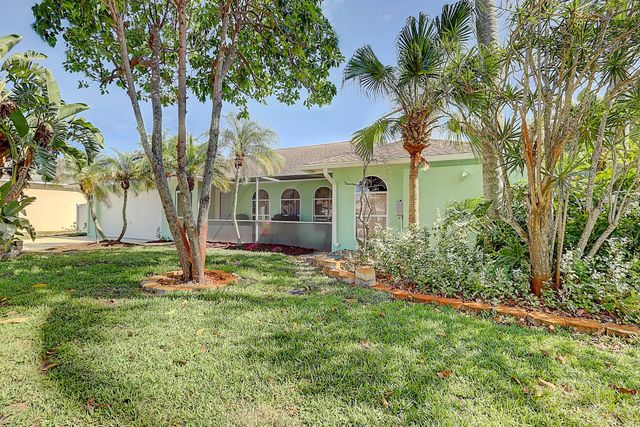 2 of 54 - 238 Sw Grove, Port St. Lucie, FL