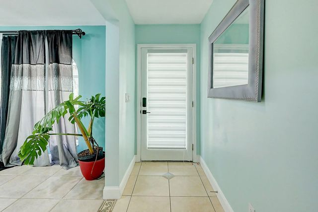 4 of 54 - 238 Sw Grove, Port St. Lucie, FL