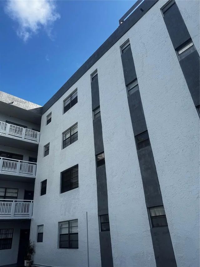 13500 Ne 3rd Court #120, North Miami
