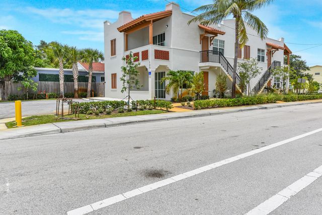 3 of 38 - 129 S K Street, Lake Worth, FL