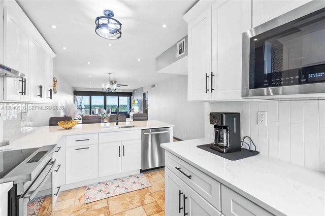 1401 N Riverside Drive #1406, Pompano Beach