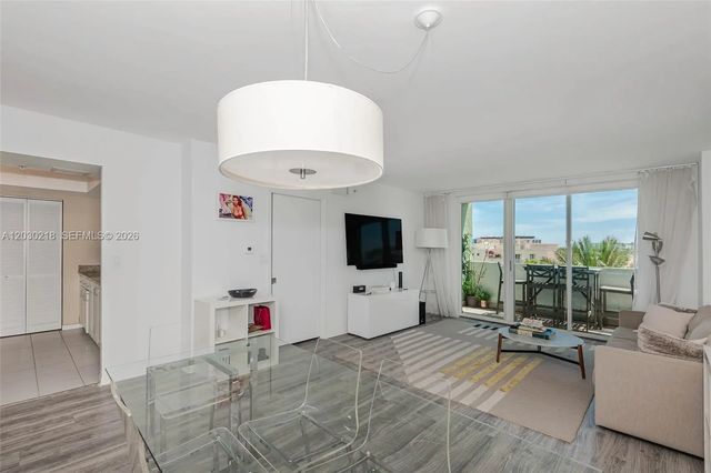 2 of 25 - 90 Alton Road #607, Miami Beach, FL