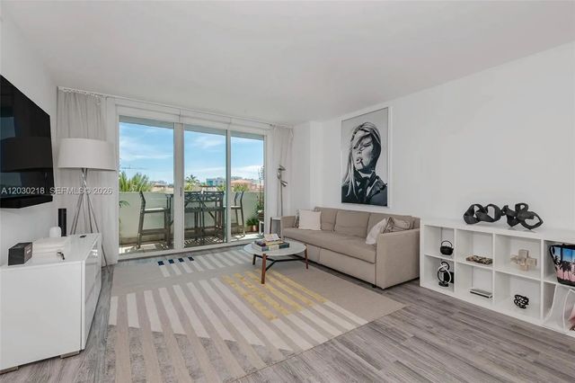 3 of 25 - 90 Alton Road #607, Miami Beach, FL