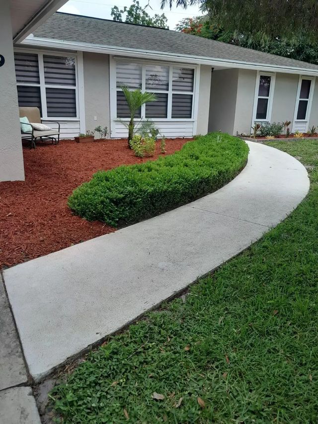 749 Sw Mccracken Avenue, Port St. Lucie