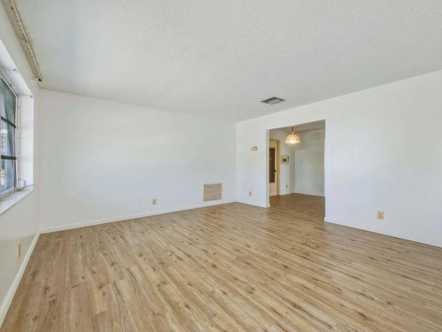 5 of 39 - 1012 Sw 17th Street, Boynton Beach, FL